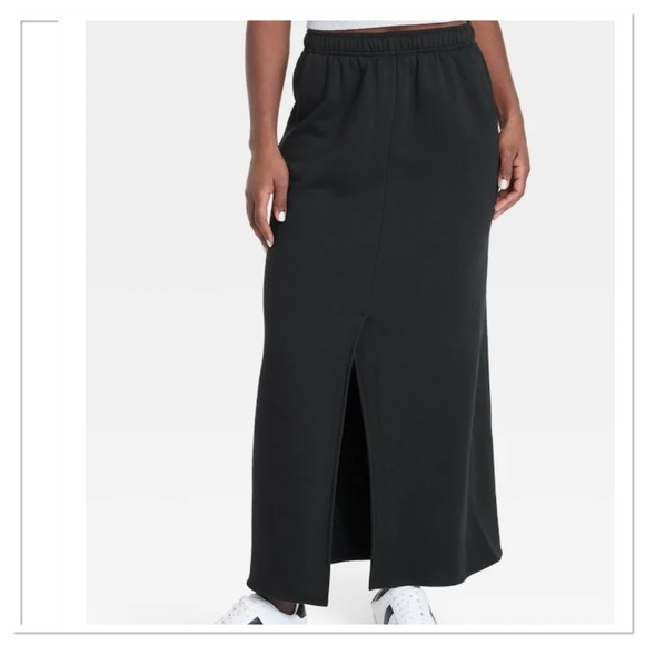 Women’s Leisure Studio Fleece Maxi Skirt Universal Thread - Picture 1 of 3